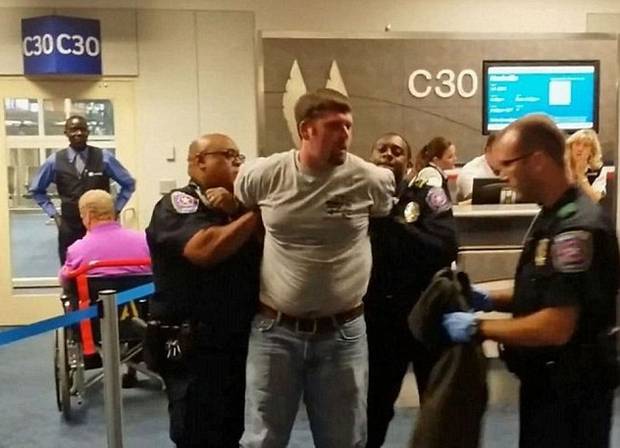 dallas airport homophobe escapes jail time mccleish christmas benham